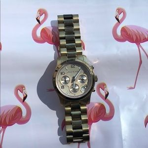 Authentic GUC Michael Kors rose gold watch